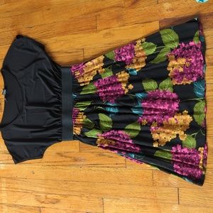 New Directions floral dress